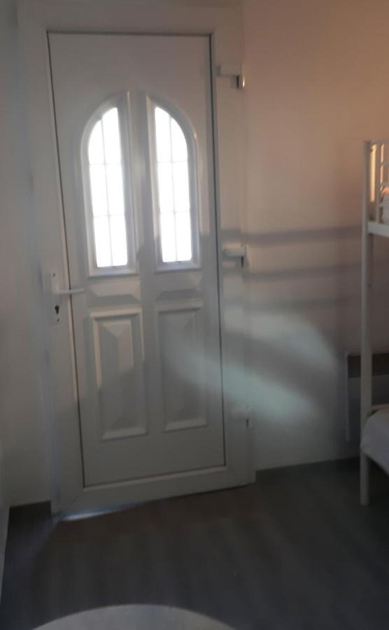 Crew Lighthouse Hostel Antibes Exterior photo