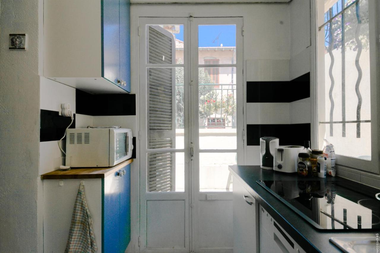 Crew Lighthouse Hostel Antibes Exterior photo
