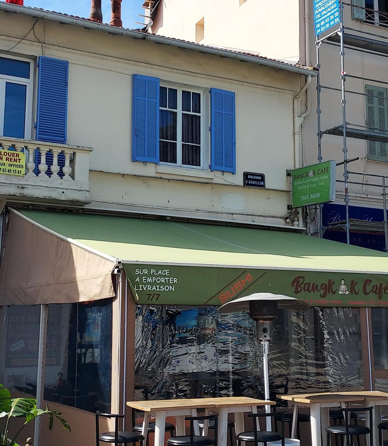 Crew Lighthouse Hostel Antibes Exterior photo